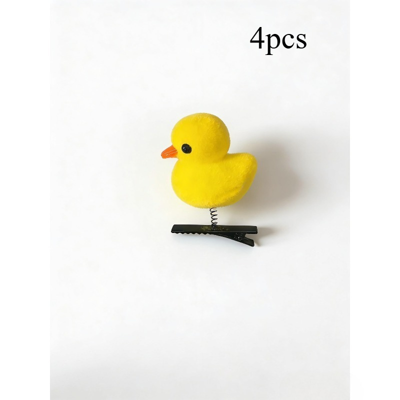 A cute cartoon yellow duckling - Photography Yellow avis et prix