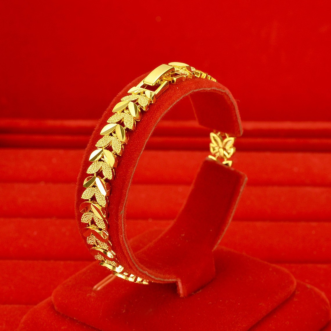AU999 gold bracelet watch butt - Photography Yellow avis et prix