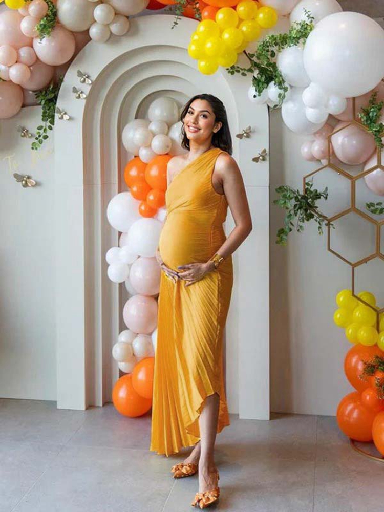 Yellow Off-Shoulder Pregnancy  - Photography Yellow avis et prix